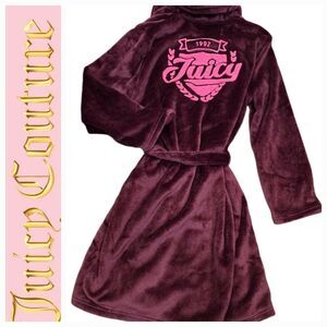 Juicy Couture Signature Logo Collared Plush Robe- Spiced Beet
